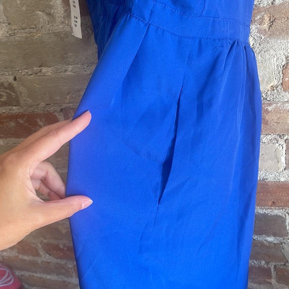 Blue solid dress - Picture 3 of 5